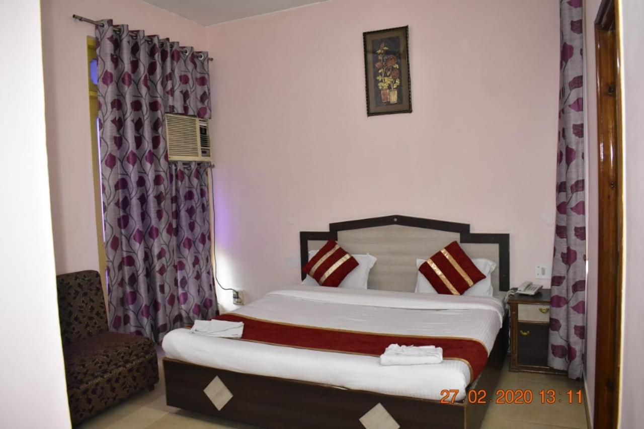 Hotel Rama Palace Katra  Exterior photo